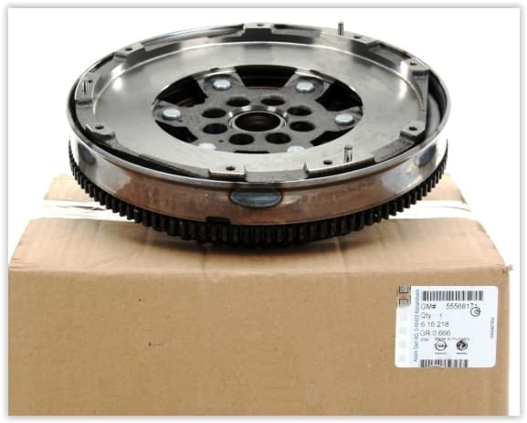 Volan Komple Astra J Corsa D Meriva A Tigra B Corsa C Y13DT Z13DT Z13DTJ A13DTE A1
